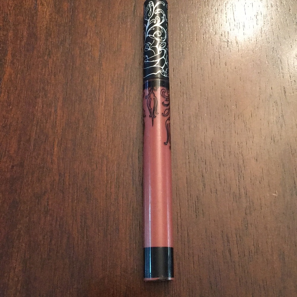 Kat Von D Lolita Liquid Lipstick